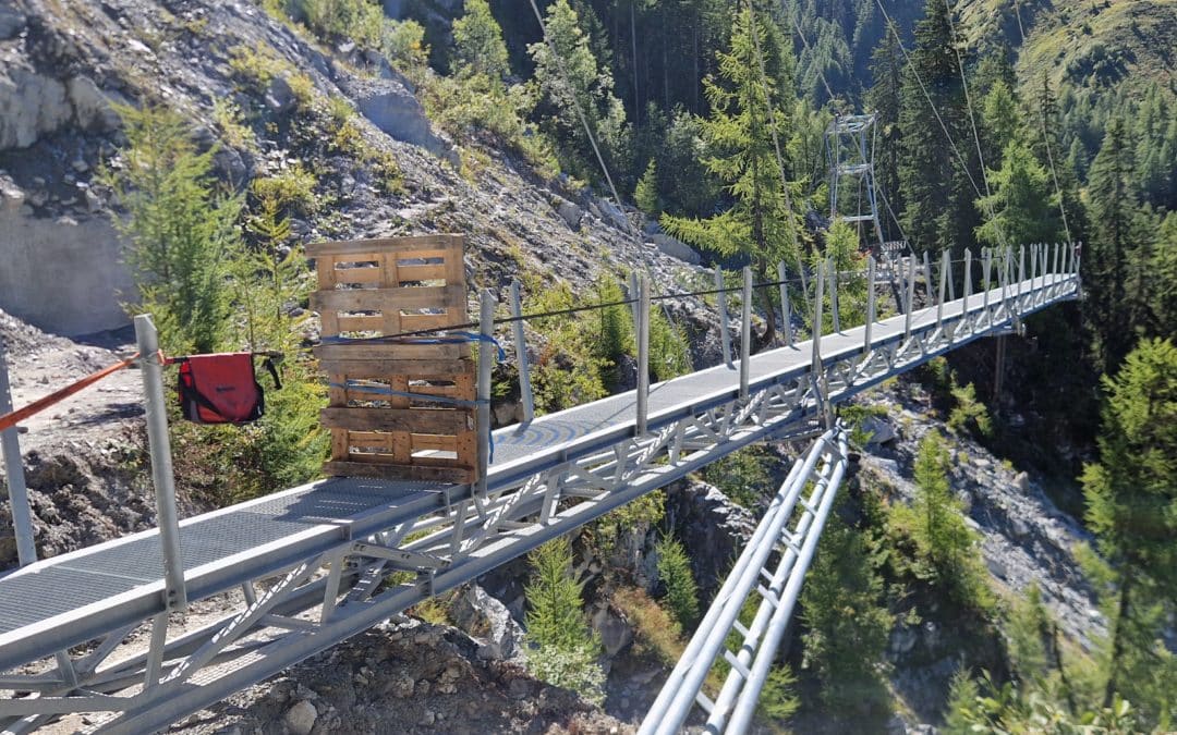 Avancée de la passerelle des Dzoras